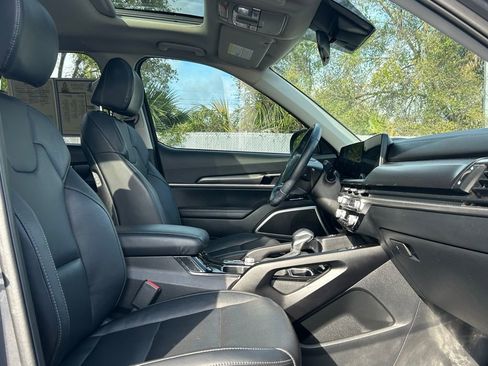 Used 2024 Kia Telluride S w/ S Sunroof Package image 23
