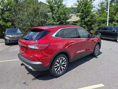 Used 2020 Ford Escape Titanium AWD/4WD image 3