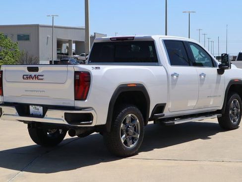 New 2025 GMC Sierra 2500 SLT w/ Texas SLT Premium Package image 8