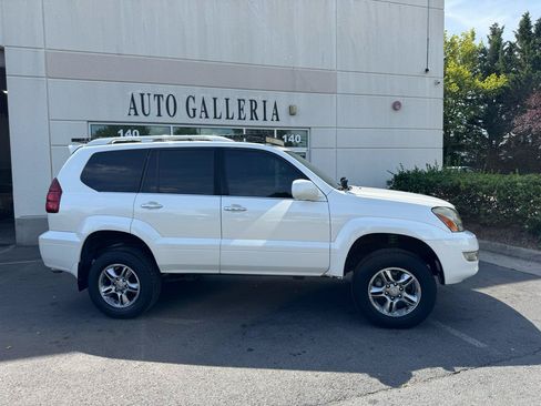 Used 2005 Lexus GX 470 AWD/4WD image 3
