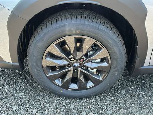 New 2025 Subaru Outback Onyx Edition image 5