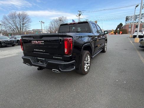 New 2025 GMC Sierra 1500 Denali w/ Denali Reserve Package AWD/4WD image 7