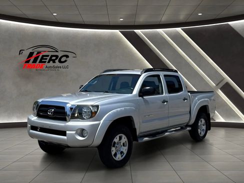 Used 2005 Toyota Tacoma PreRunner RWD image 11