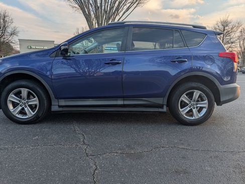 Used 2015 Toyota RAV4 XLE image 2
