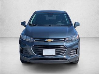 Used 2022 Chevrolet Trax LS w/ Tint and Cruise Package AWD/4WD video 2