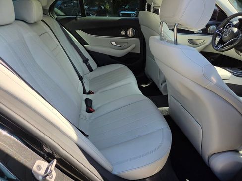 Used 2023 Mercedes-Benz E 450 4MATIC Sedan image 16