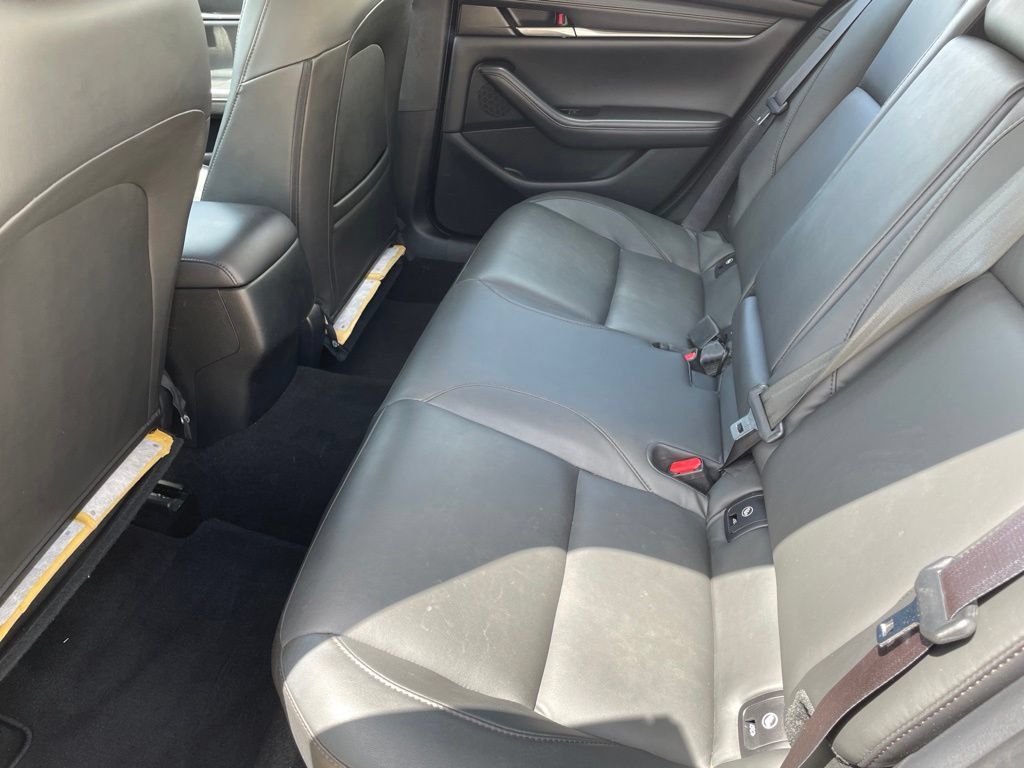 Used 2024 MAZDA MAZDA3 s FWD image 18