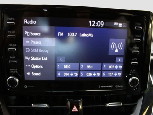 Used 2021 Toyota Corolla XSE FWD image 22