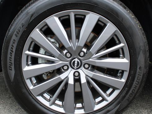 Certified 2024 Nissan Pathfinder SL w/ SL Premium Package image 10