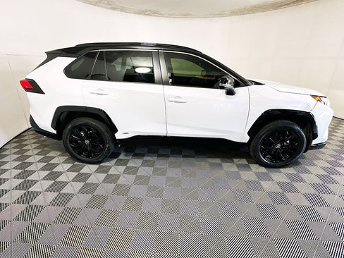 Used 2025 Toyota RAV4 XSE w/ Advanced Technology Package AWD/4WD image 2
