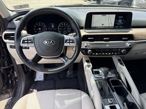 Used 2021 Kia Telluride EX AWD/4WD image 18