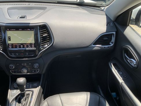 Used 2021 Jeep Cherokee Limited w/ Elite Package AWD/4WD image 63