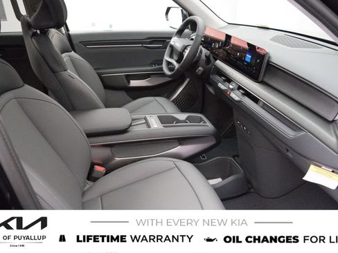 New 2026 Kia EV9 Light image 16