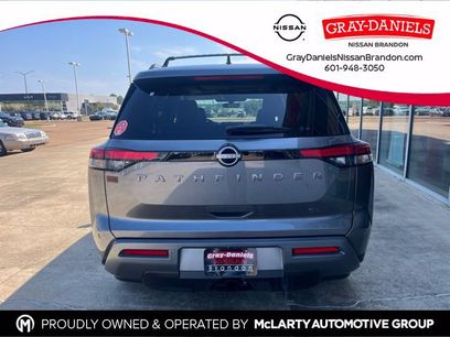 New 2026 Nissan Pathfinder SL