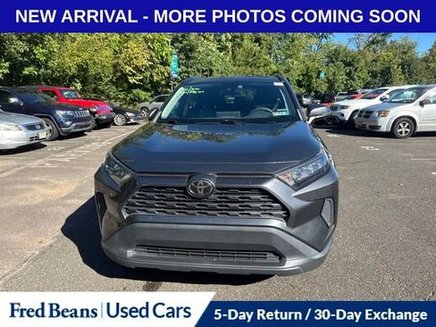 Used 2019 Toyota RAV4 LE w/ All Weather Liner Package AWD/4WD image 6