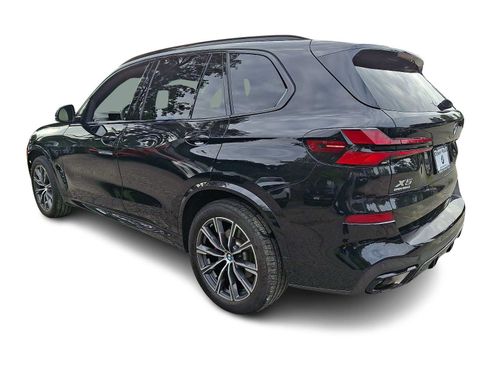 Used 2025 BMW X5 xDrive40i w/ M Sport Package AWD/4WD image 4