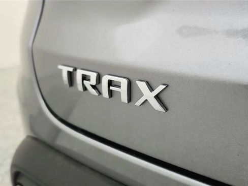 New 2026 Chevrolet Trax ACTIV w/ Driver Confidence Package FWD image 17
