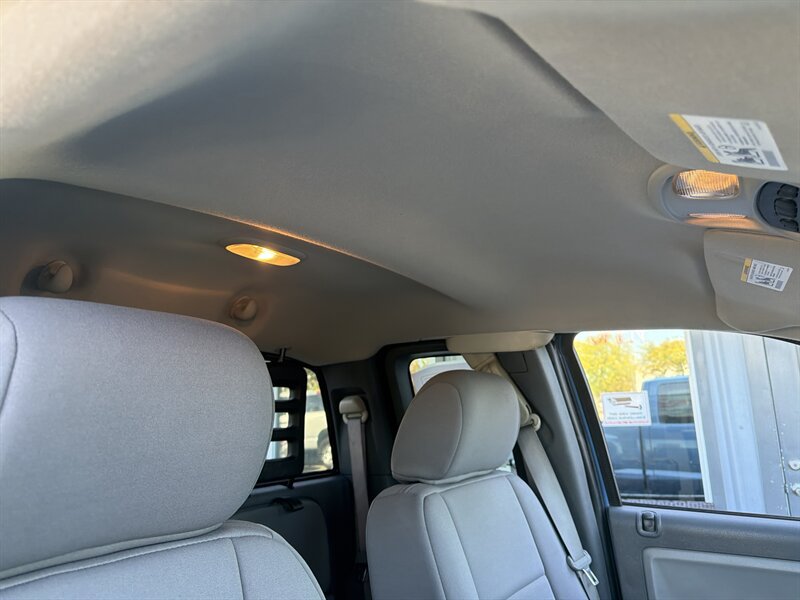 Used 2005 Dodge Dakota SLT RWD image 25