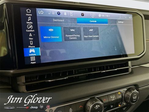 New 2025 Jeep Gladiator Mojave w/ Safety Group image 36