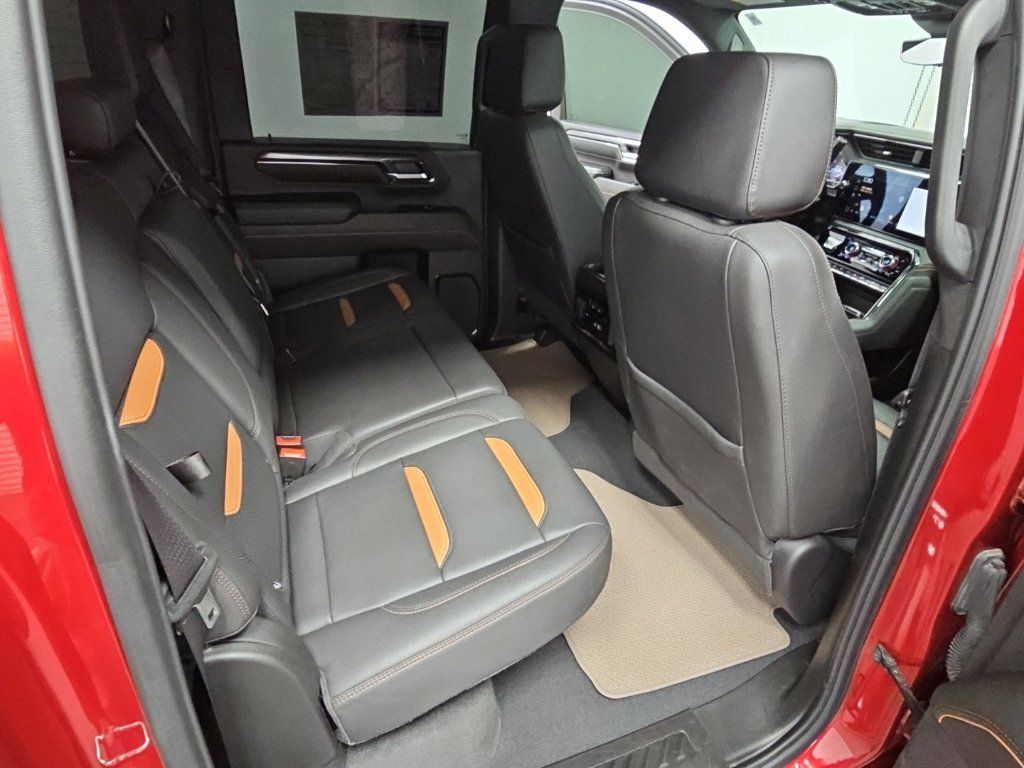 Used 2024 GMC Sierra 2500 AT4 w/ AT4 Premium Plus Package AWD/4WD image 38