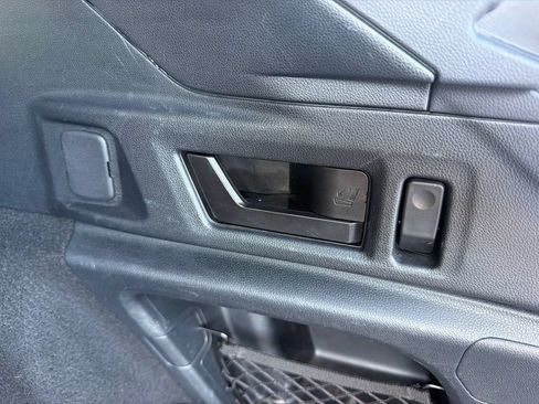 Used 2023 Subaru Outback Premium AWD/4WD image 19