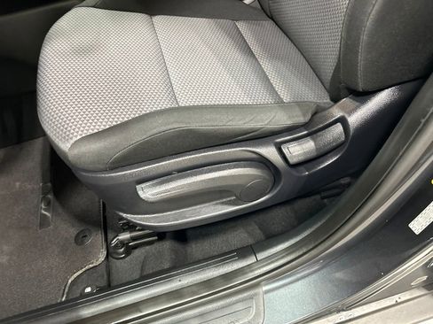 Used 2023 Kia Soul LX FWD image 12