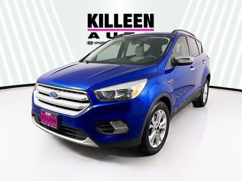 Used 2018 Ford Escape SE image 3