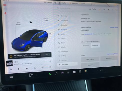 Used 2018 Tesla Model 3 Long Range image 14