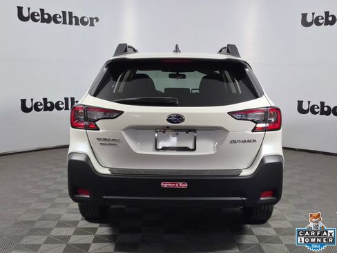 Used 2025 Subaru Outback Premium AWD/4WD image 6