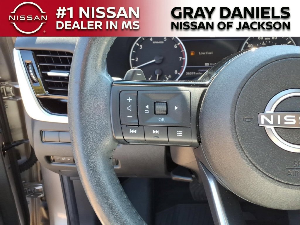 Used 2023 Nissan Rogue SL w/ SL Premium Package FWD image 14
