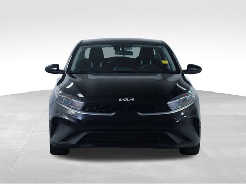 Used 2023 Kia Forte LXS FWD image 7