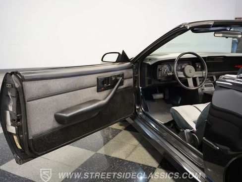 Used 1988 Chevrolet Camaro LT RWD image 37