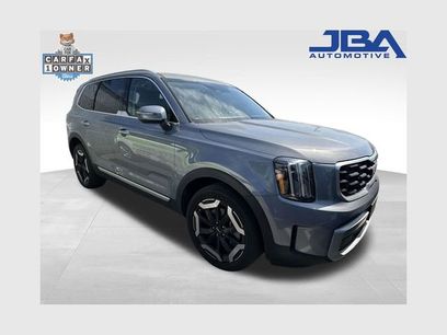 Used 2023 Kia Telluride S