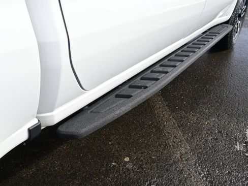 Used 2023 GMC Sierra 1500 AT4 w/ AT4 Premium Package image 11