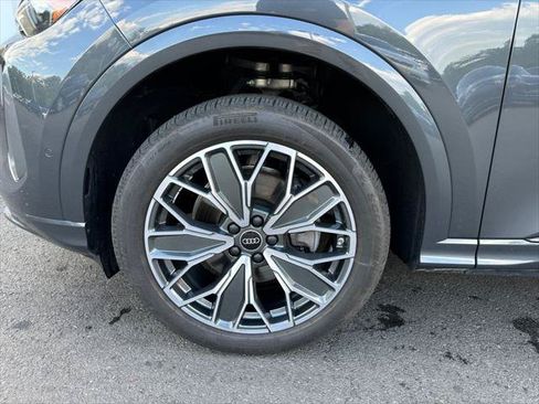 Certified 2025 Audi Q5 Premium Plus w/ Premium Plus AWD/4WD image 20