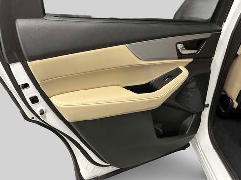 Certified 2023 Acura MDX SH-AWD w/ Technology Package image 19