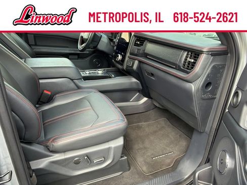 Used 2024 Ford Expedition Limited AWD/4WD image 10