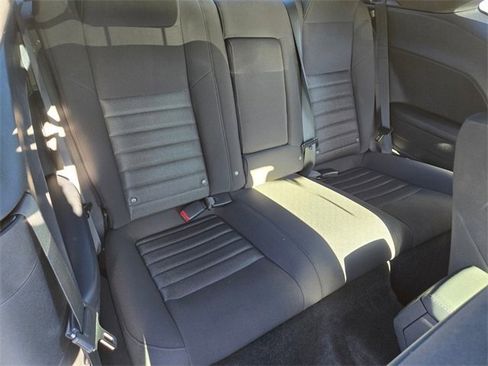 Used 2009 Dodge Challenger R/T image 21