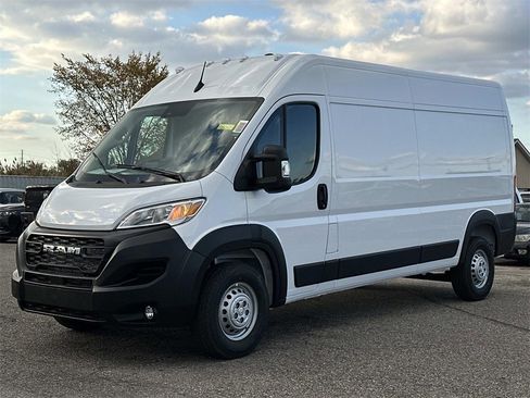 New 2026 RAM ProMaster 2500 w/ Convenience Group image 6