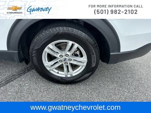 Used 2020 Ford Explorer XLT RWD image 10