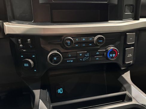 Used 2024 Ford F350 XLT w/ 360-Degree Camera Package image 20