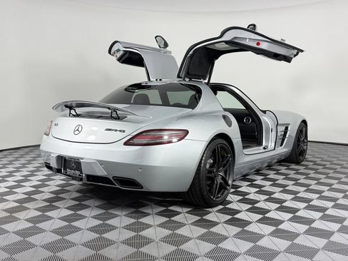 Used 2011 Mercedes-Benz SLS AMG Coupe image 14