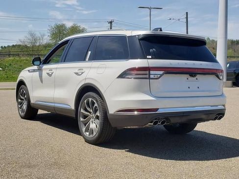 New 2026 Lincoln Aviator AWD image 7