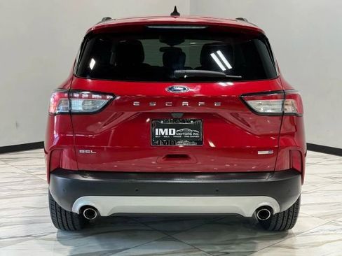 Used 2020 Ford Escape SEL AWD/4WD image 57
