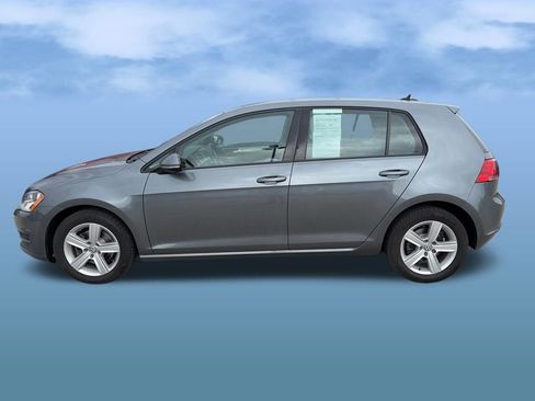 Used 2017 Volkswagen Golf Wolfsburg Edition FWD image 4