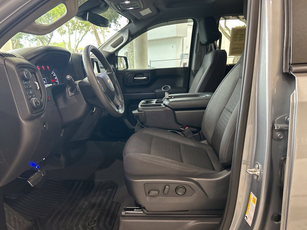 Used 2024 Chevrolet Silverado 1500 Custom w/ LPO, Dark Essentials Package AWD/4WD image 6