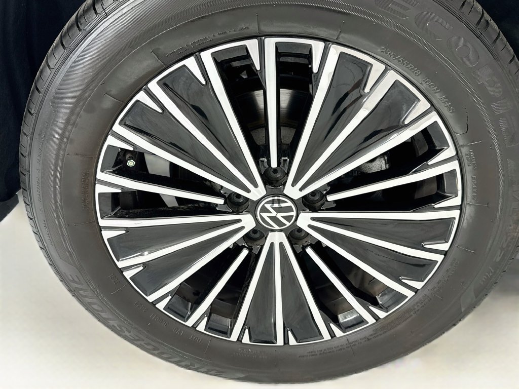 Used 2025 Volkswagen Tiguan S w/ 18" Wheel Package FWD image 31