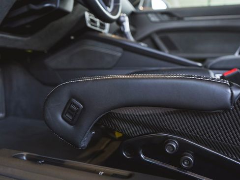 Certified 2024 Porsche 911 GT3 image 32