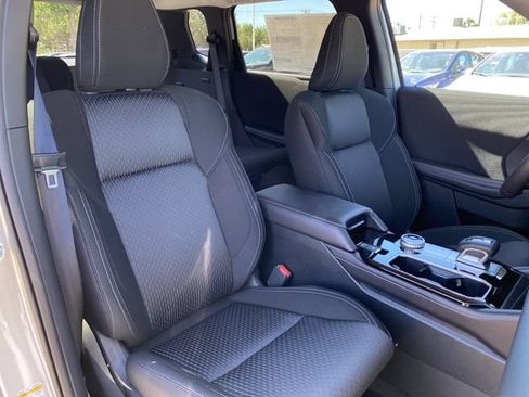 New 2026 Mitsubishi Outlander ES AWD/4WD image 9