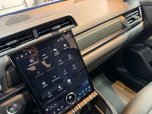 New 2026 GMC Terrain AT4 w/ Convenience Package III image 40